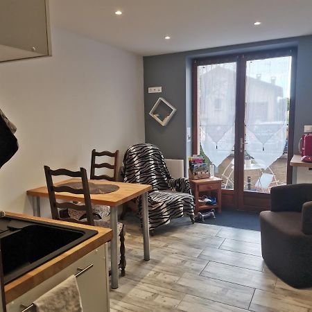 Le Pommiers Apartment Exterior photo